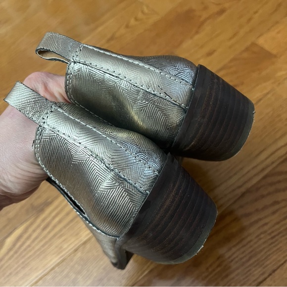 Lucky Brand Fayth 2 Metallic Bootie - Picture 5 of 12